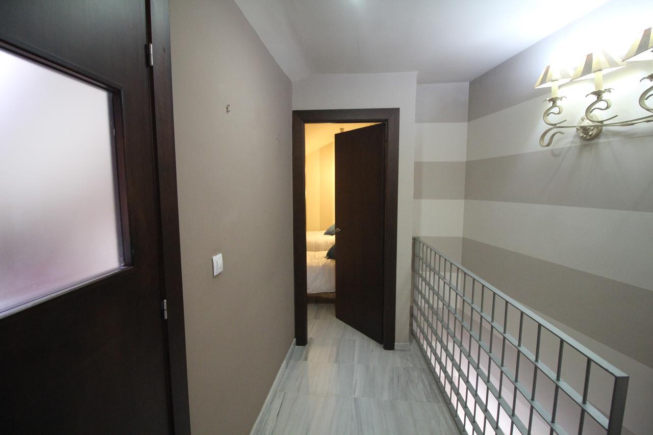 Charming Jaen Center Apartment Exterior photo