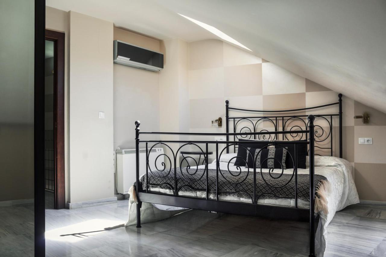 Charming Jaen Center Apartment Exterior photo